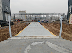 濮陽市中科綠色化工公共研發中心80噸地磅紅外檢測監控